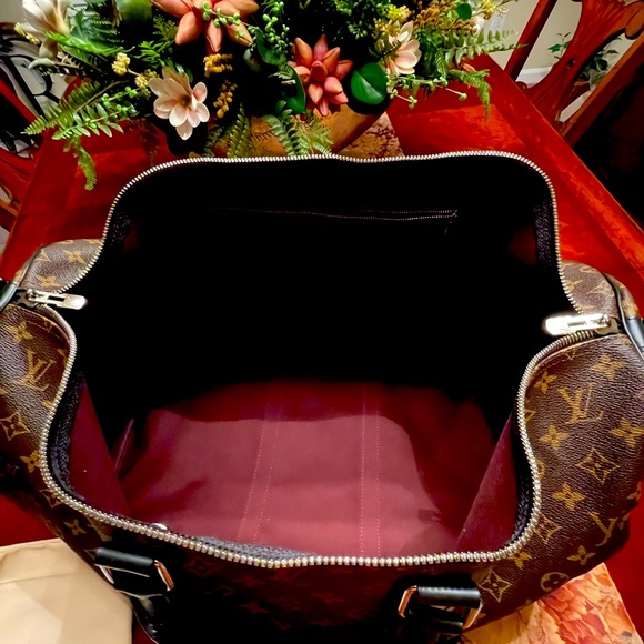 Never Used Louis Vuitton Keepall Bandouliere 55 in Monogram Macassar! - Picture 10 of 11